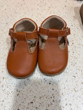Baby T-Strap Leather Walker Shoes in Tan